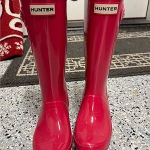 Hunter Fuchsia Waterproof Boots